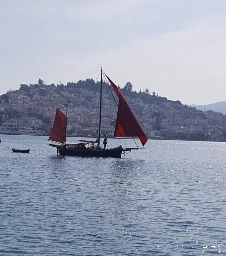 Sunray Studio In Poros Apartment Poros Town Ngoại thất bức ảnh